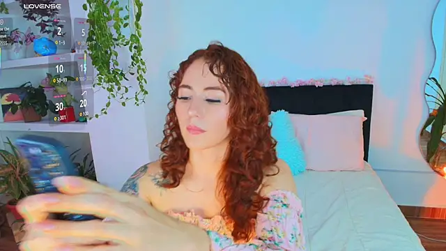 Hanna Simmons online show from July 9, 2026, 11:37 pm
