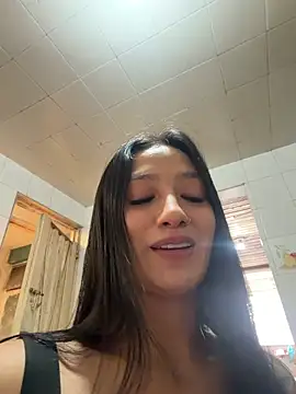 Snapshot of mariiana-diaz chatting on June 20, 2026, 4:12 pm mariiana-diaz online show from June 20, 2026, 4:12 pm