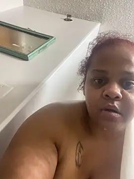 Snapshot of FreakiiMiixedJustiic chatting on November 25, 2025, 5:13 pm FreakiiMiixedJustiic online show from November 25, 2025, 5:13 pm