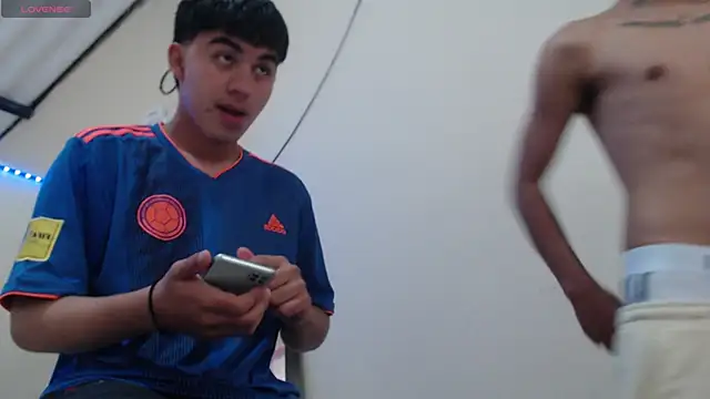 Snapshot of Lukas_strong chatting on November 16, 2025, 2:33 pm Lukas strong online show from November 16, 2025, 2:33 pm