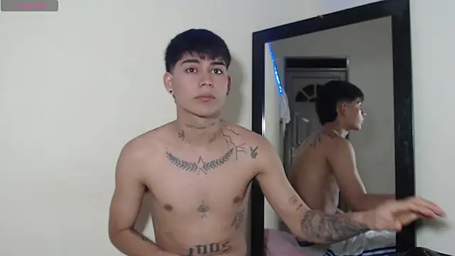 Snapshot of Lukas_strong chatting on November 28, 2025, 9:59 pm Lukas strong online show from November 28, 2025, 9:59 pm