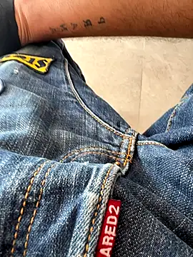 Snapshot of Lukas_strong chatting on December 2, 2025, 4:52 pm Lukas strong online show from December 2, 2025, 4:52 pm