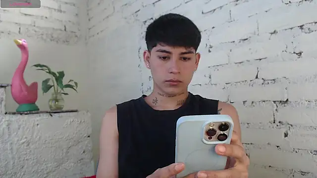 Snapshot of Lukas_strong chatting on January 8, 2026, 4:46 pm Lukas strong online show from January 8, 2026, 4:46 pm