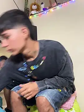 Snapshot of Lukas_strong chatting on November 27, 2025, 3:12 pm Lukas strong online show from November 27, 2025, 3:12 pm