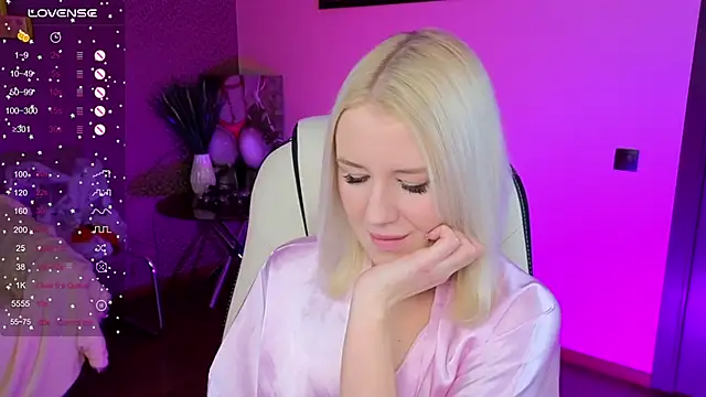 Selenatrend online show from November 26, 2025, 6:13 am