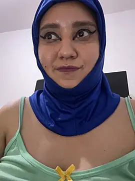 Snapshot of hannahayat chatting on May 14, 2026, 3:14 am hannahayat online show from May 14, 2026, 3:14 am