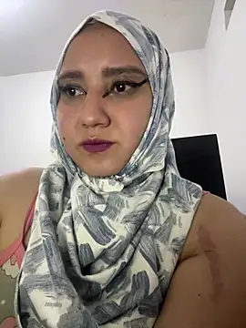 Snapshot of hannahayat chatting on April 23, 2026, 9:49 pm hannahayat online show from April 23, 2026, 9:49 pm
