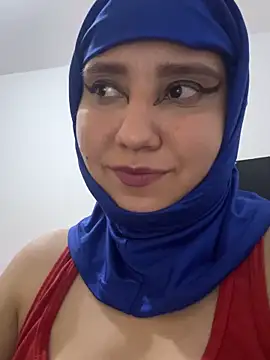 Snapshot of hannahayat chatting on May 10, 2026, 2:26 am hannahayat online show from May 10, 2026, 2:26 am