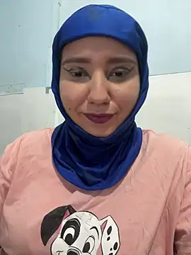 Snapshot of hannahayat chatting on July 2, 2026, 3:29 pm hannahayat online show from July 2, 2026, 3:29 pm