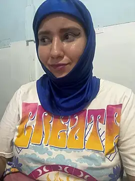Snapshot of hannahayat chatting on July 2, 2026, 3:23 am hannahayat online show from July 2, 2026, 3:23 am
