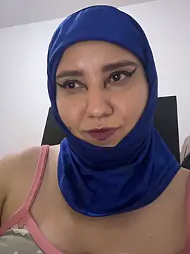 Snapshot of hannahayat chatting on June 12, 2026, 3:15 am hannahayat online show from June 12, 2026, 3:15 am