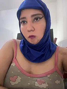 Snapshot of hannahayat chatting on June 26, 2026, 3:29 pm hannahayat online show from June 26, 2026, 3:29 pm