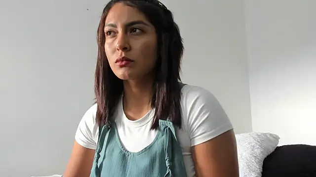 sofiaparker8 online show from February 12, 2025, 9:11 pm