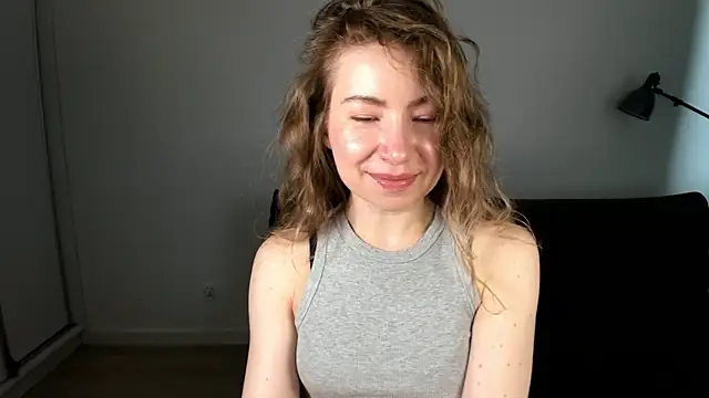 Snapshot of Mia_Tasty chatting on March 20, 2026, 7:31 am Mia Tasty online show from March 20, 2026, 7:31 am