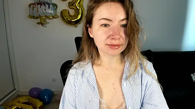 Snapshot of Mia_Tasty chatting on April 11, 2026, 6:32 am Mia Tasty online show from April 11, 2026, 6:32 am