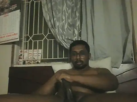 Snapshot of chennaibull101 chatting on June 8, 2026, 5:46 pm chennaibull101 online show from June 8, 2026, 5:46 pm