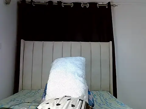 pretty hearty online show from November 15, 2025, 7:51 pm