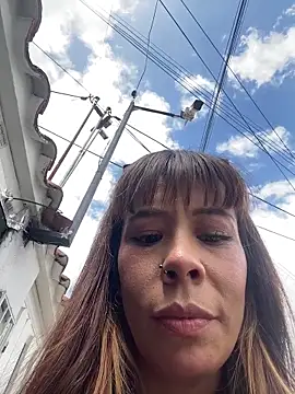 iriiina veneno online show from November 9, 2025, 3:16 pm