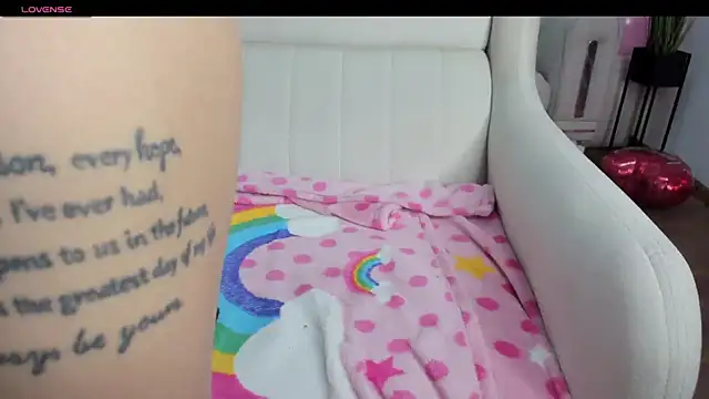 Emmapmg online show from February 18, 2025, 2:59 pm