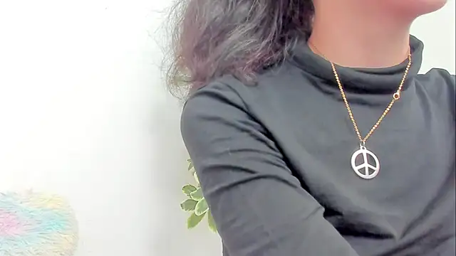 Snapshot of BonnieCute_ chatting on March 22, 2026, 11:28 pm BonnieCute online show from March 22, 2026, 11:28 pm