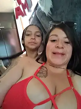 Snapshot of Alona_Evans chatting on January 14, 2026, 5:38 pm Alona Evans online show from January 14, 2026, 5:38 pm