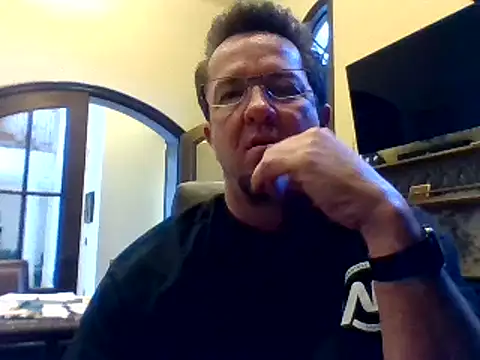 Snapshot of sluttydylan chatting on December 4, 2024, 4:32 pm sluttydylan online show from December 4, 2024, 4:32 pm