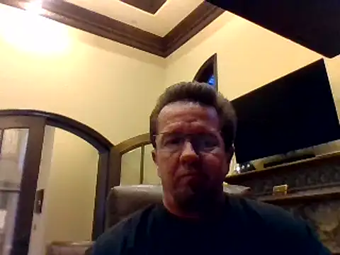 Snapshot of sluttydylan chatting on March 14, 2025, 1:59 am sluttydylan online show from March 14, 2025, 1:59 am