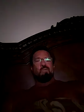 Snapshot of sluttydylan chatting on September 10, 2025, 5:50 am sluttydylan online show from September 10, 2025, 5:50 am