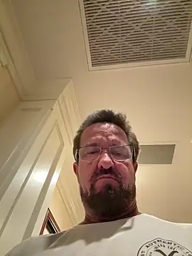 Snapshot of sluttydylan chatting on September 9, 2025, 2:43 am sluttydylan online show from September 9, 2025, 2:43 am