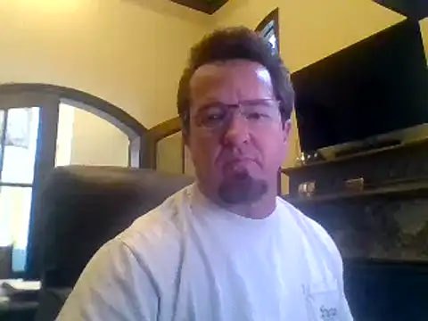 Snapshot of sluttydylan chatting on January 3, 2025, 7:29 pm sluttydylan online show from January 3, 2025, 7:29 pm