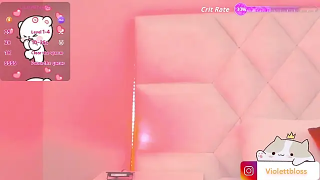 Violettbloss online show from October 25, 2025, 3:28 am