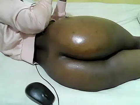 Snapshot of Quincy_joyy chatting on February 20, 2026, 5:04 am Quincy joyy online show from February 20, 2026, 5:04 am