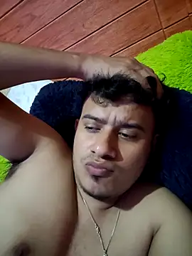 Snapshot of black08b2 chatting on September 16, 2025, 4:13 am black08b2 online show from September 16, 2025, 4:13 am