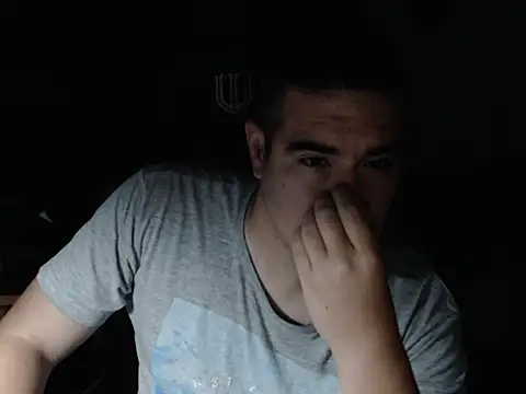 Snapshot of thealfawolf01 chatting on November 21, 2025, 2:32 am thealfawolf01 online show from November 21, 2025, 2:32 am