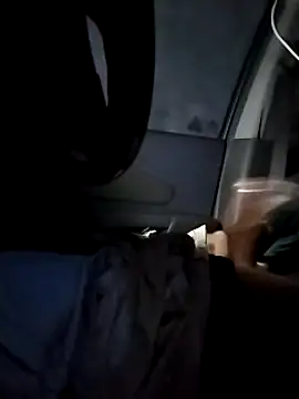 Snapshot of FullyxLoaded chatting on January 8, 2025, 8:39 pm FullyxLoaded online show from January 8, 2025, 8:39 pm