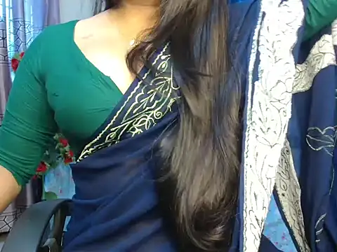 Snapshot of Unlucky-flowers chatting on November 20, 2025, 6:03 am Unlucky-flowers online show from November 20, 2025, 6:03 am