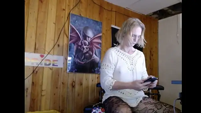 Snapshot of JamieBottoms chatting on December 19, 2025, 1:57 pm JamieBottoms online show from December 19, 2025, 1:57 pm