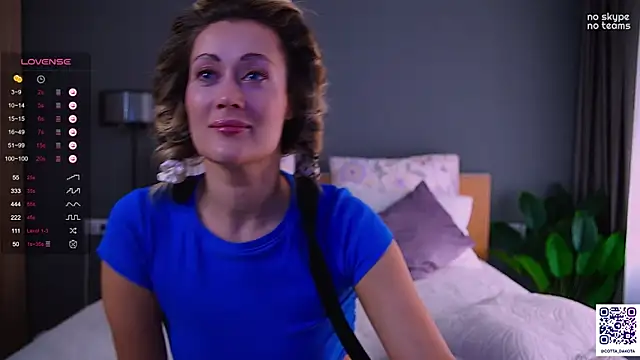 PannaDakota online show from September 18, 2025, 6:27 am