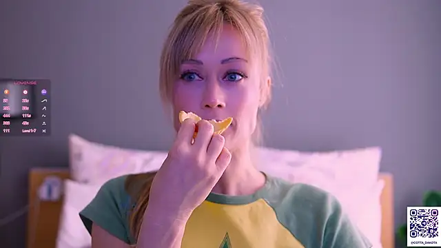 Snapshot of PannaDakota chatting on February 26, 2026, 9:42 am PannaDakota online show from February 26, 2026, 9:42 am