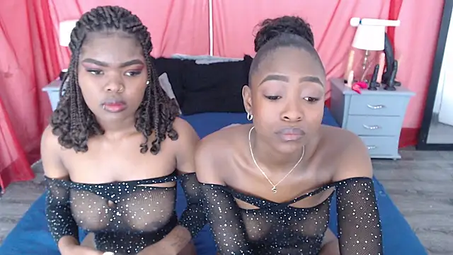 Snapshot of AdelynYasmin chatting on February 28, 2025, 12:31 pm AdelynYasmin online show from February 28, 2025, 12:31 pm
