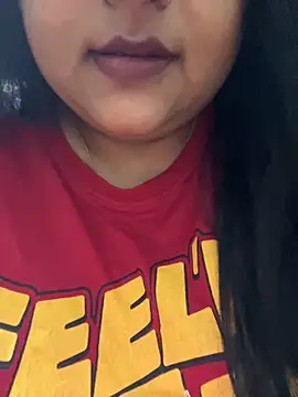 smile pretty online show from November 20, 2025, 6:30 pm