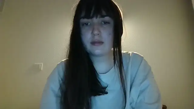 Snapshot of Lynylou chatting on May 25, 2026, 3:06 am Lynylou online show from May 25, 2026, 3:06 am