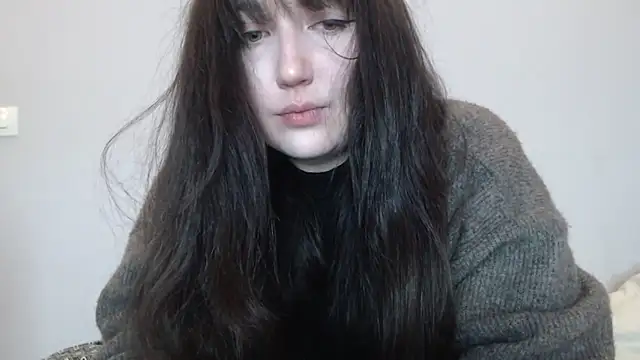 Snapshot of Lynylou chatting on March 17, 2026, 6:05 am Lynylou online show from March 17, 2026, 6:05 am