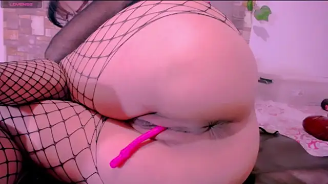 Snapshot of CrazyRousex chatting on April 13, 2026, 3:49 pm CrazyRousex online show from April 13, 2026, 3:49 pm