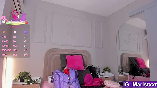 Maristxxr online show from November 13, 2025, 7:40 pm