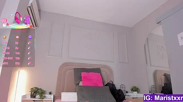 Maristxxr online show from December 17, 2025, 7:41 pm