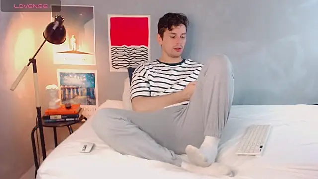 Elio555 online show from November 5, 2025, 12:08 pm