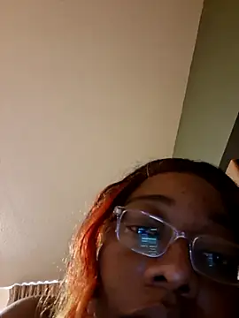 Snapshot of Cocolious_GAPeach_84 chatting on March 11, 2026, 2:55 pm Cocolious GAPeach 84 online show from March 11, 2026, 2:55 pm