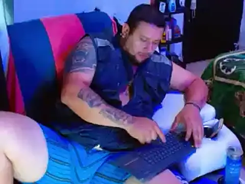 Michaell Myerss  online show from March 7, 2025, 8:55 pm