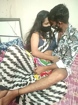 Snapshot of hottiess69 chatting on February 12, 2026, 11:10 am hottiess69 online show from February 12, 2026, 11:10 am